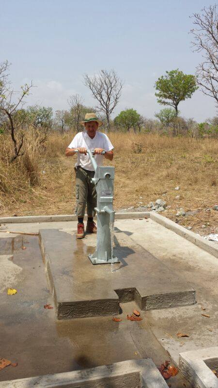 Bau der Wasserversorgung in Ghana